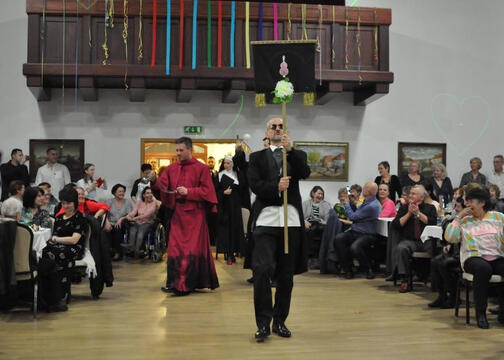 Pochovávanie basy Pochovávanie basy